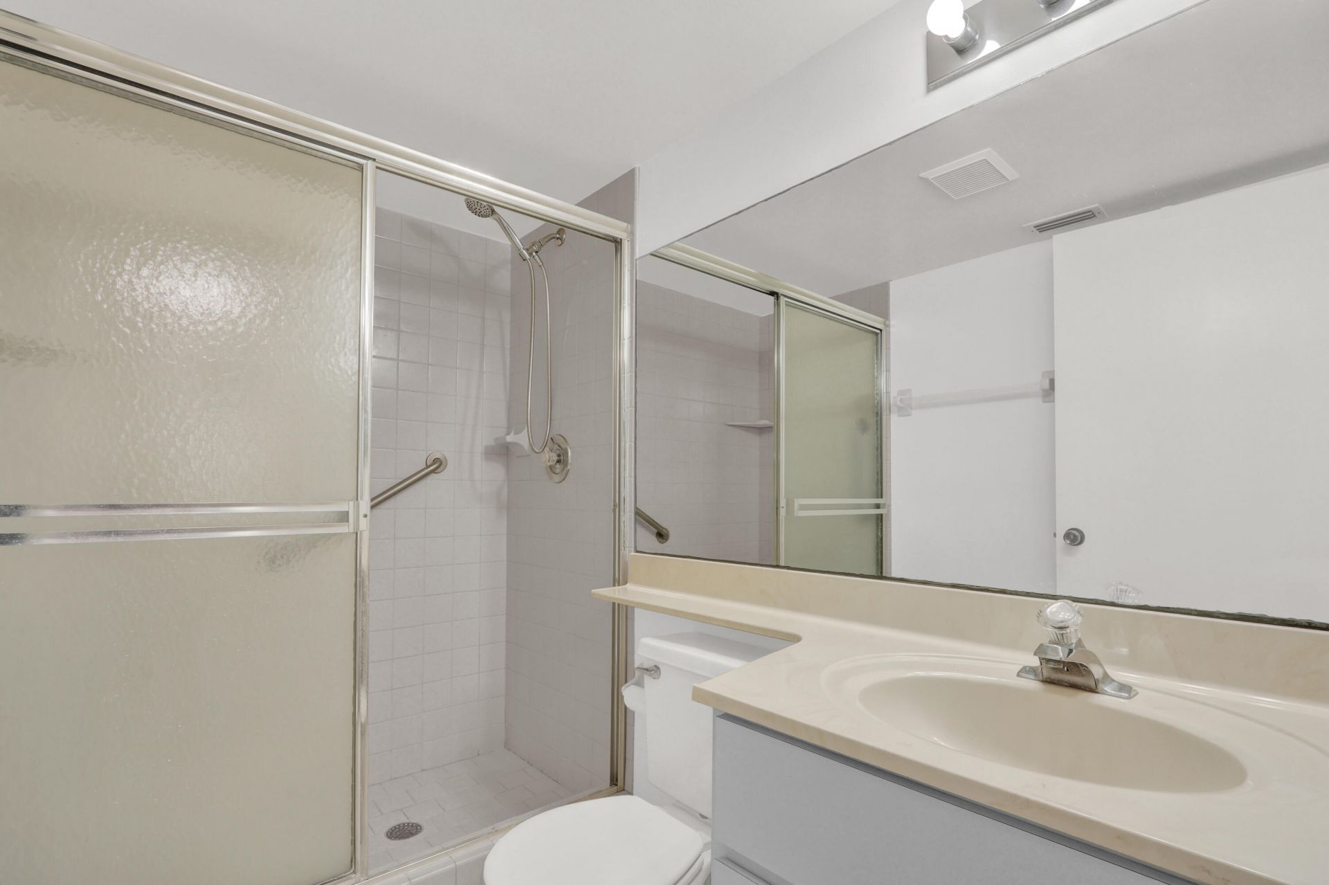 115 Bamboo Road, Unit 205, Palm Beach Shores, FL 33404 Photo