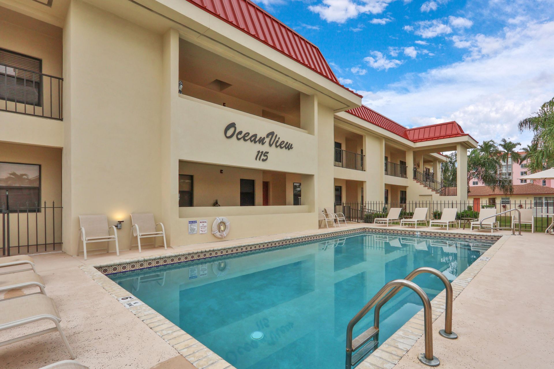 115 Bamboo Road, Unit 205, Palm Beach Shores, FL 33404 Photo