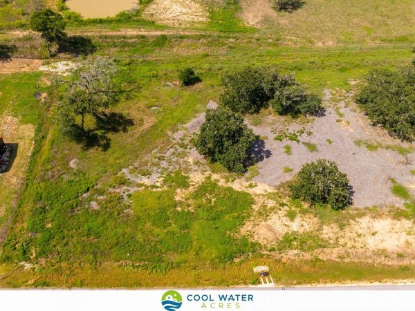 1054 Ferguson LOOP, Dale, TX 78616