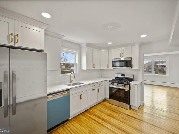 834 DORSEY AVENUE, ESSEX, MD 21221