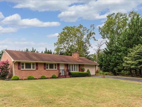 19103 BEACON LANE, HAGERSTOWN, MD 21742