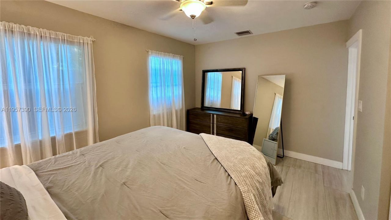 1324 NE 14th Ave, Fort Lauderdale, FL 33304 Photo