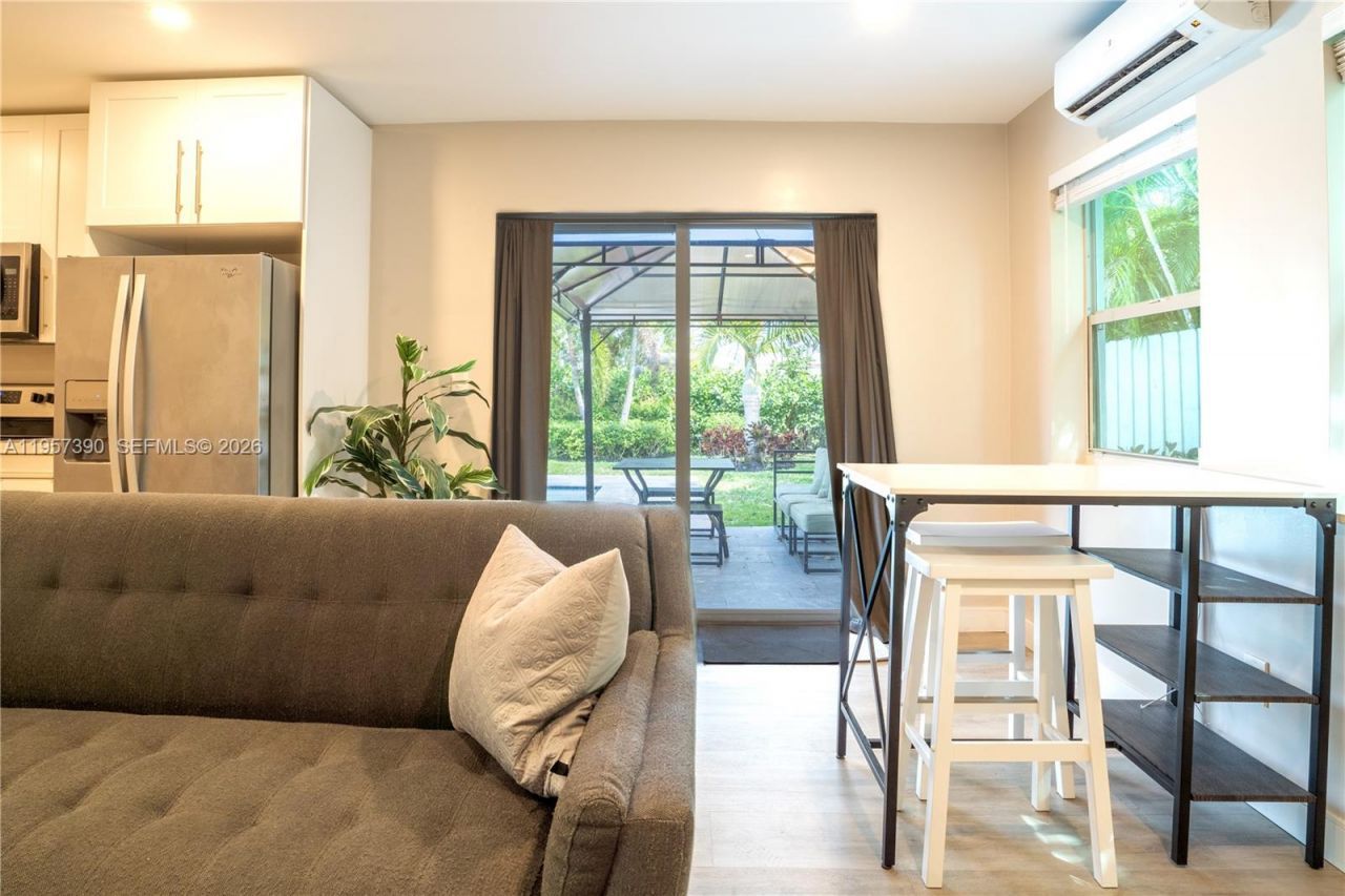 1324 NE 14th Ave, Fort Lauderdale, FL 33304 Photo