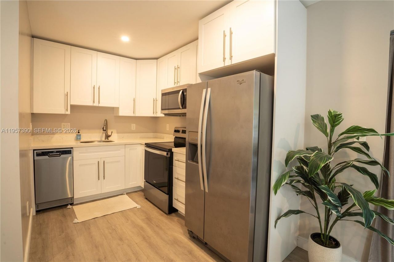 1324 NE 14th Ave, Fort Lauderdale, FL 33304 Photo