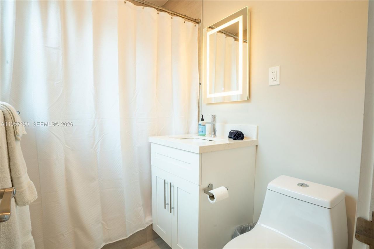 1324 NE 14th Ave, Fort Lauderdale, FL 33304 Photo