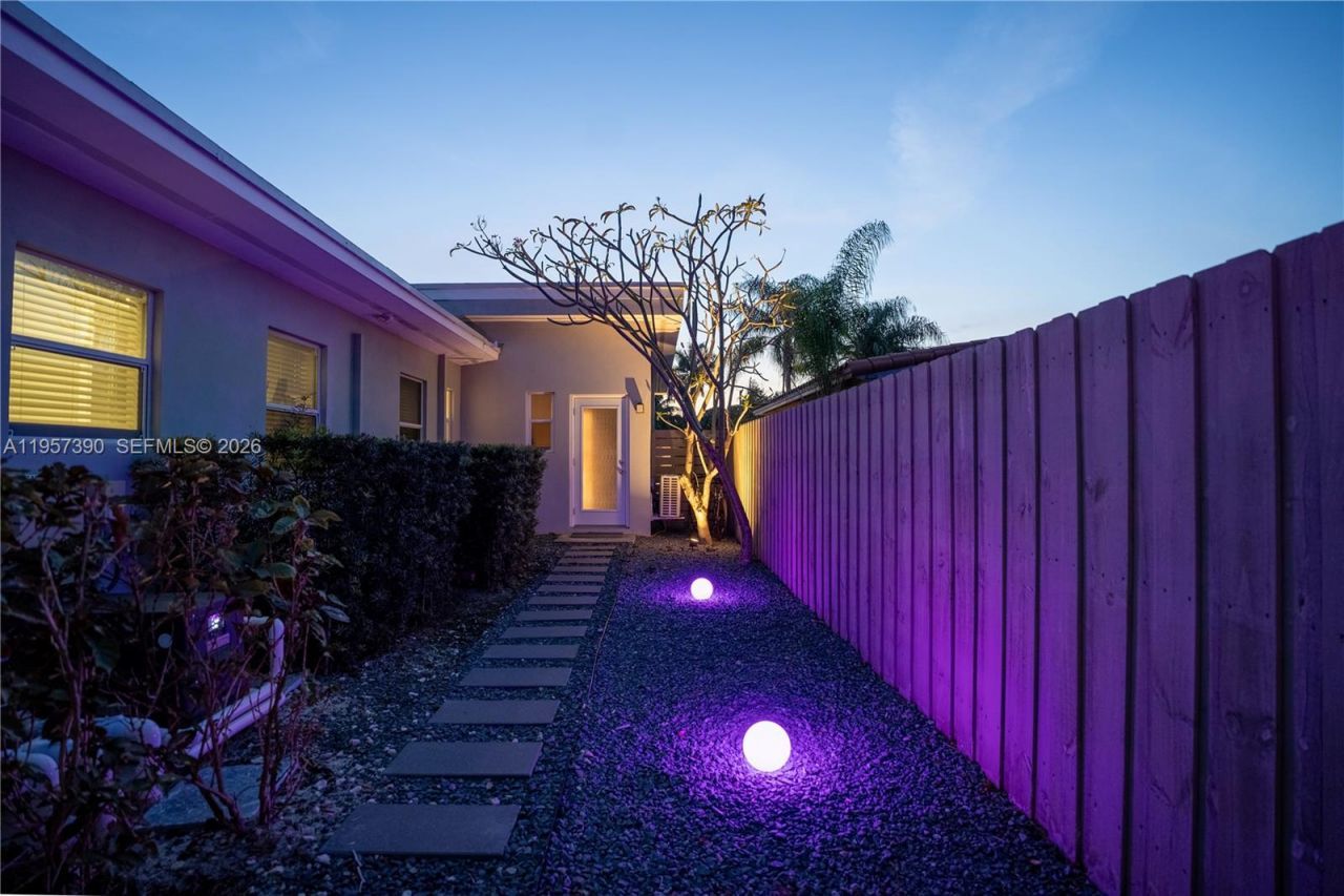 1324 NE 14th Ave, Fort Lauderdale, FL 33304 Photo