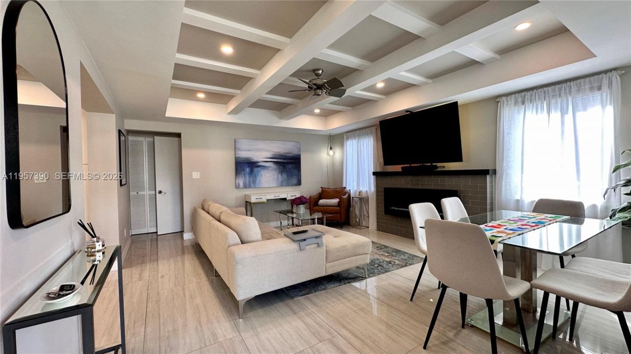 1324 NE 14th Ave, Fort Lauderdale, FL 33304 Photo