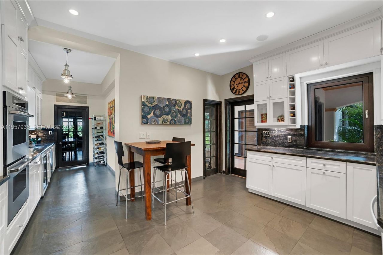 6491 Allison Rd , Miami Beach, FL 33141 Photo