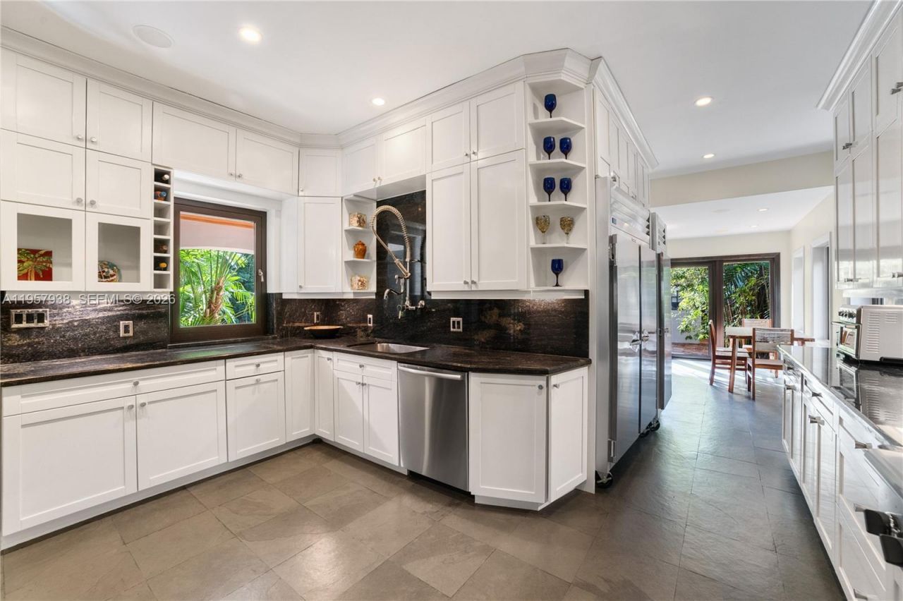 6491 Allison Rd , Miami Beach, FL 33141 Photo