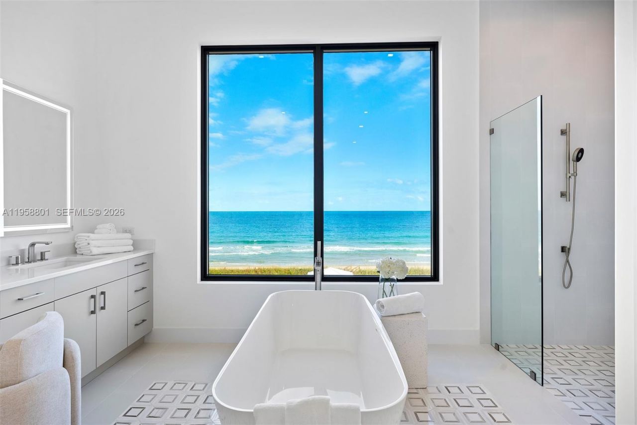 4610 N Highway A1a , Hutchinson Island, FL 34949 Photo