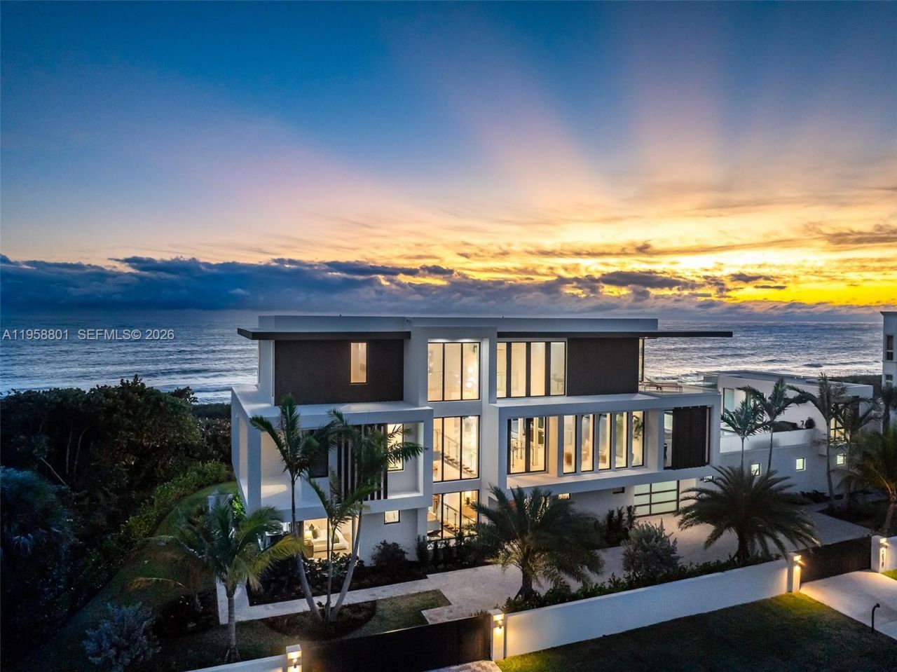 4610 N Highway A1a , Hutchinson Island, FL 34949 Photo