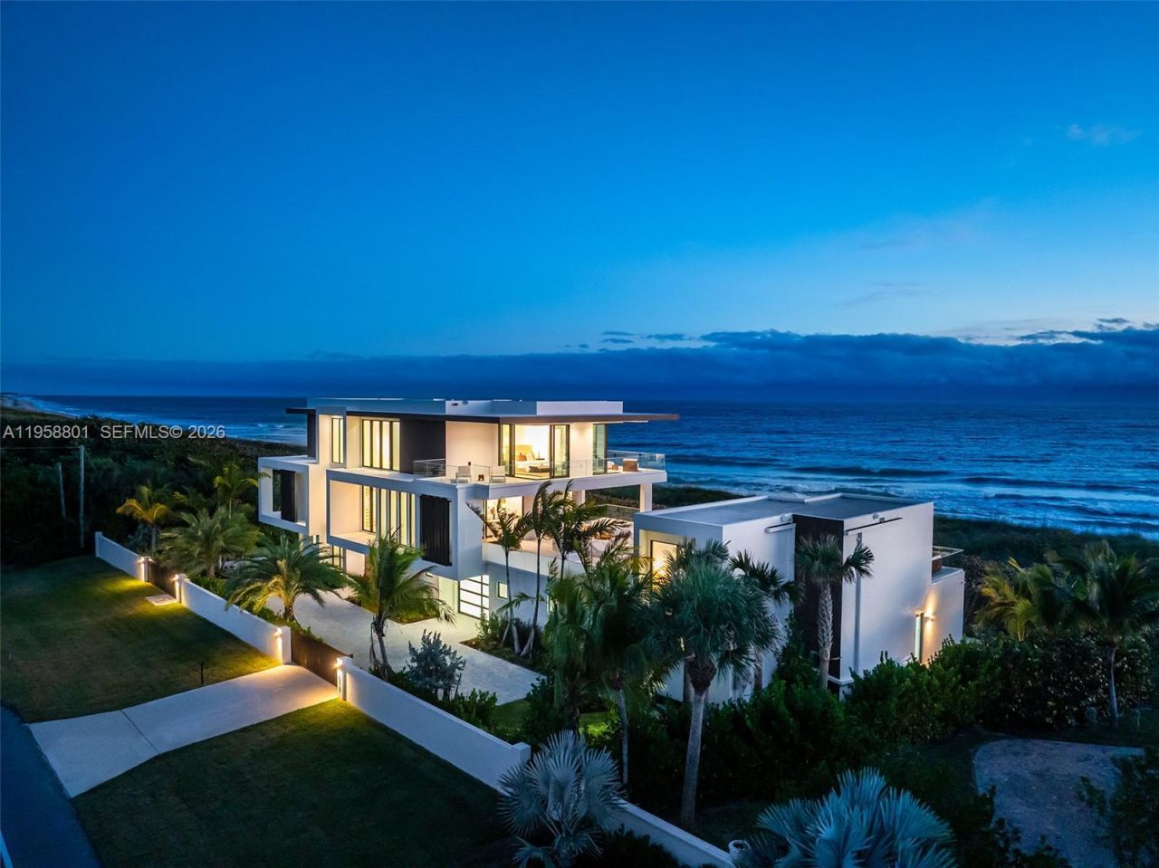 4610 N Highway A1a , Hutchinson Island, FL 34949 Photo