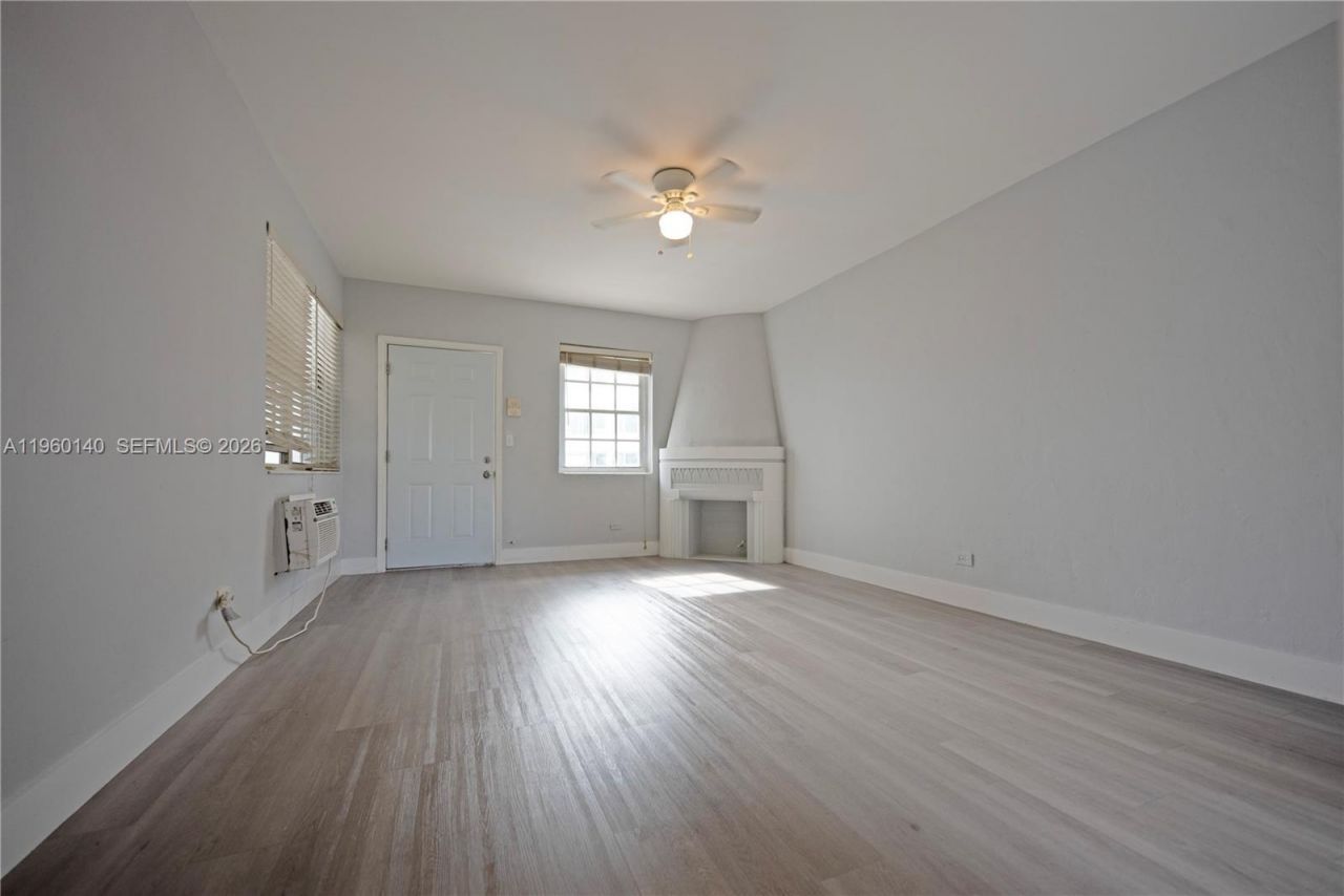 2383 Flamingo Dr, Unit 5, Miami Beach, FL 33140 Photo