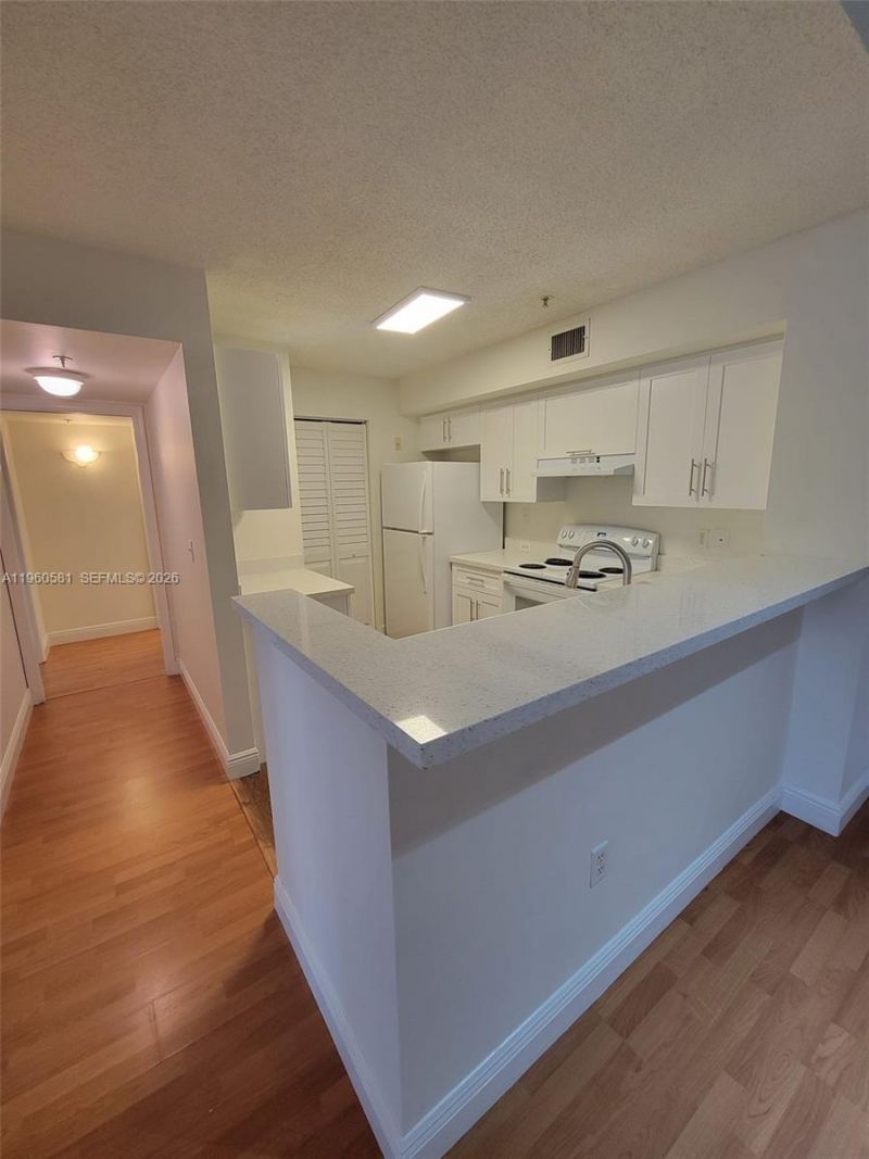 2051 Renaissance Blvd, Unit 304, Miramar, FL 33025 Photo