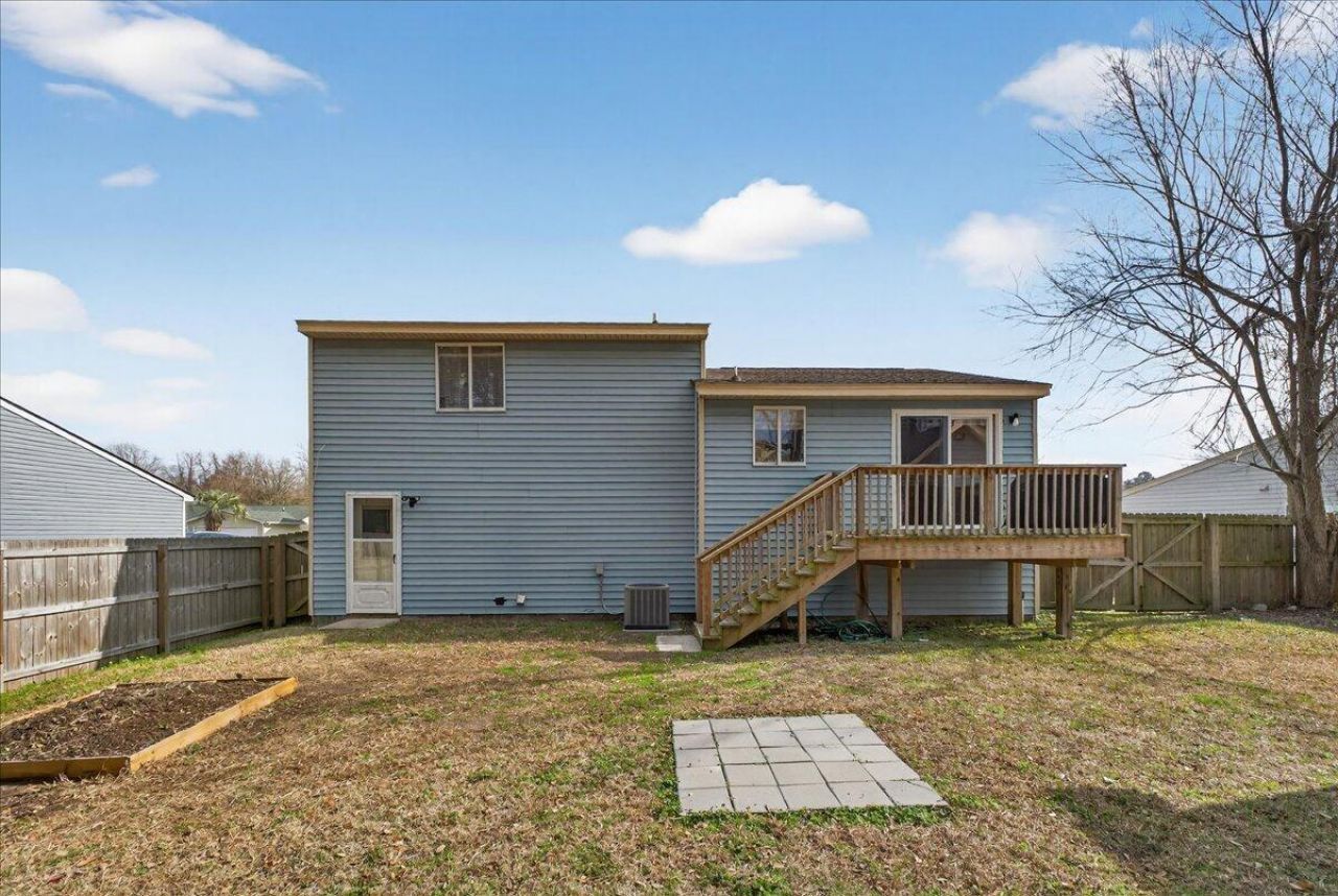 4950 Amberwood Lane Photo 29