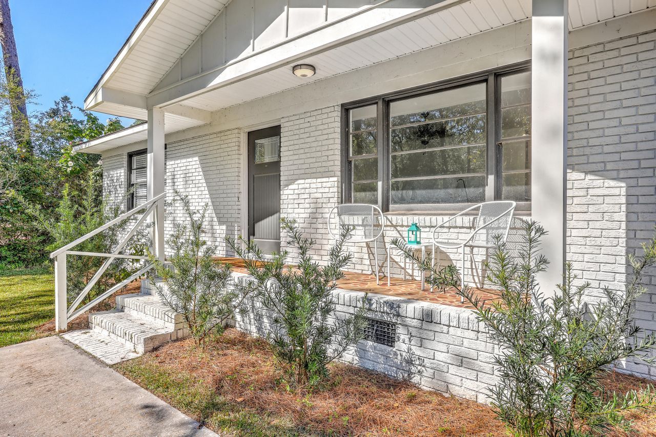 702 N Palmetto Street Photo 5