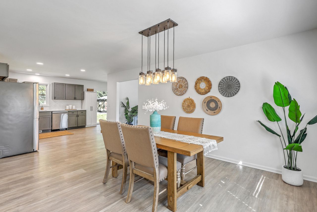 702 N Palmetto Street Photo 8