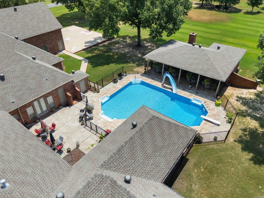 Property Image 46