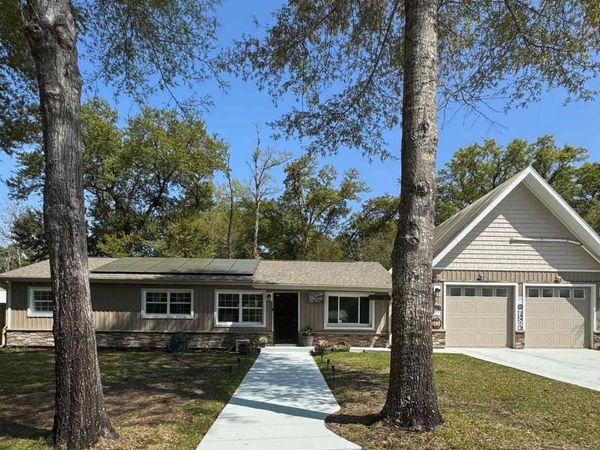 4708 Dean Dr, Pace, FL 32571