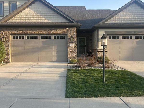 9185 W 107th Place, St. John, IN 46373