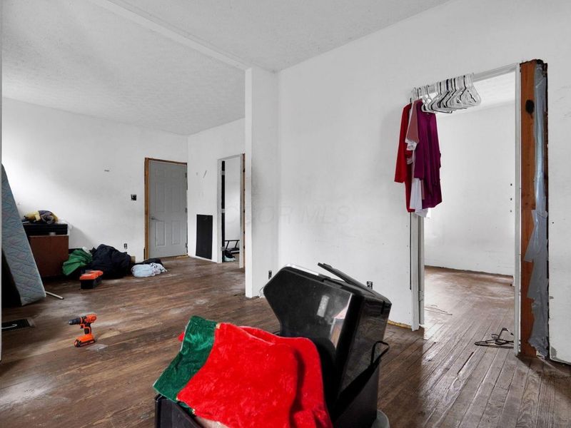 558 Maplewood Avenue, Columbus, OH 43213 Photo 11