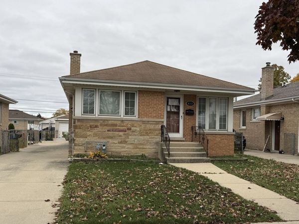 4511 Rose Street, Schiller Park, IL 60176