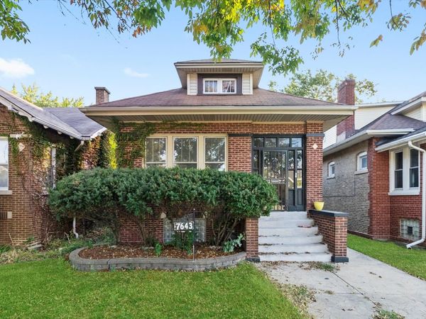 7643 S Paxton Avenue, Chicago, IL 60649