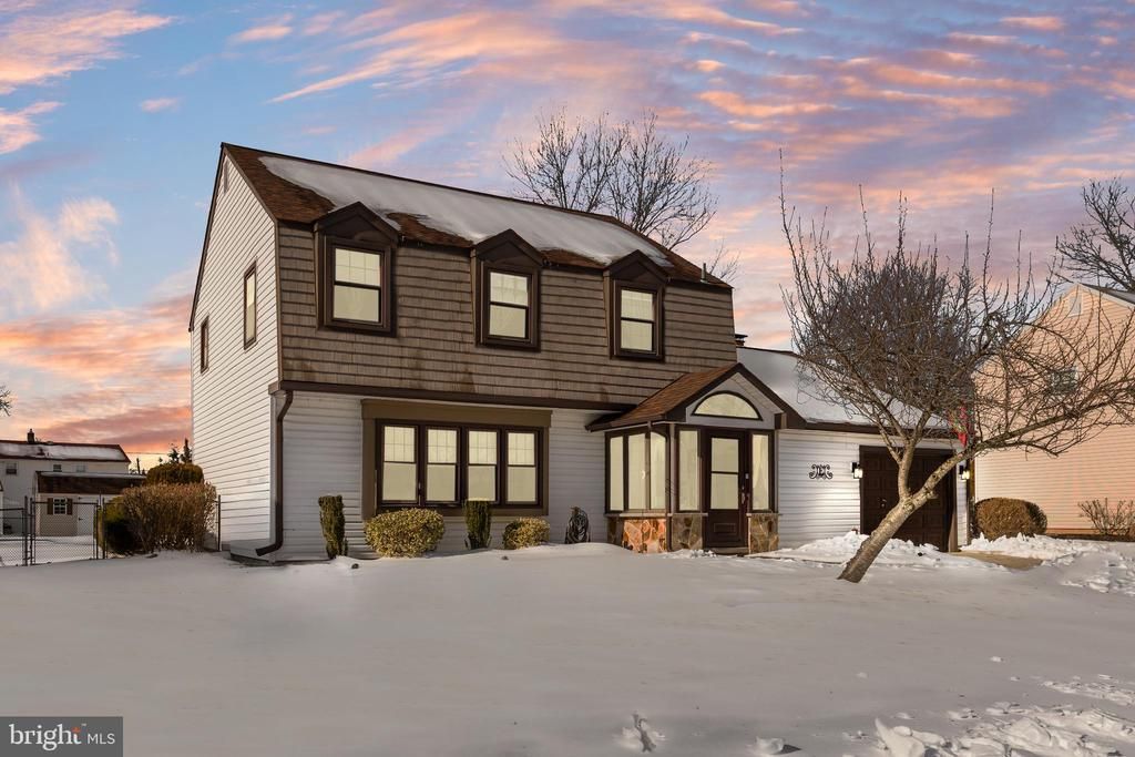 247 Southview Drive, Delran, NJ 08075 Main Photo