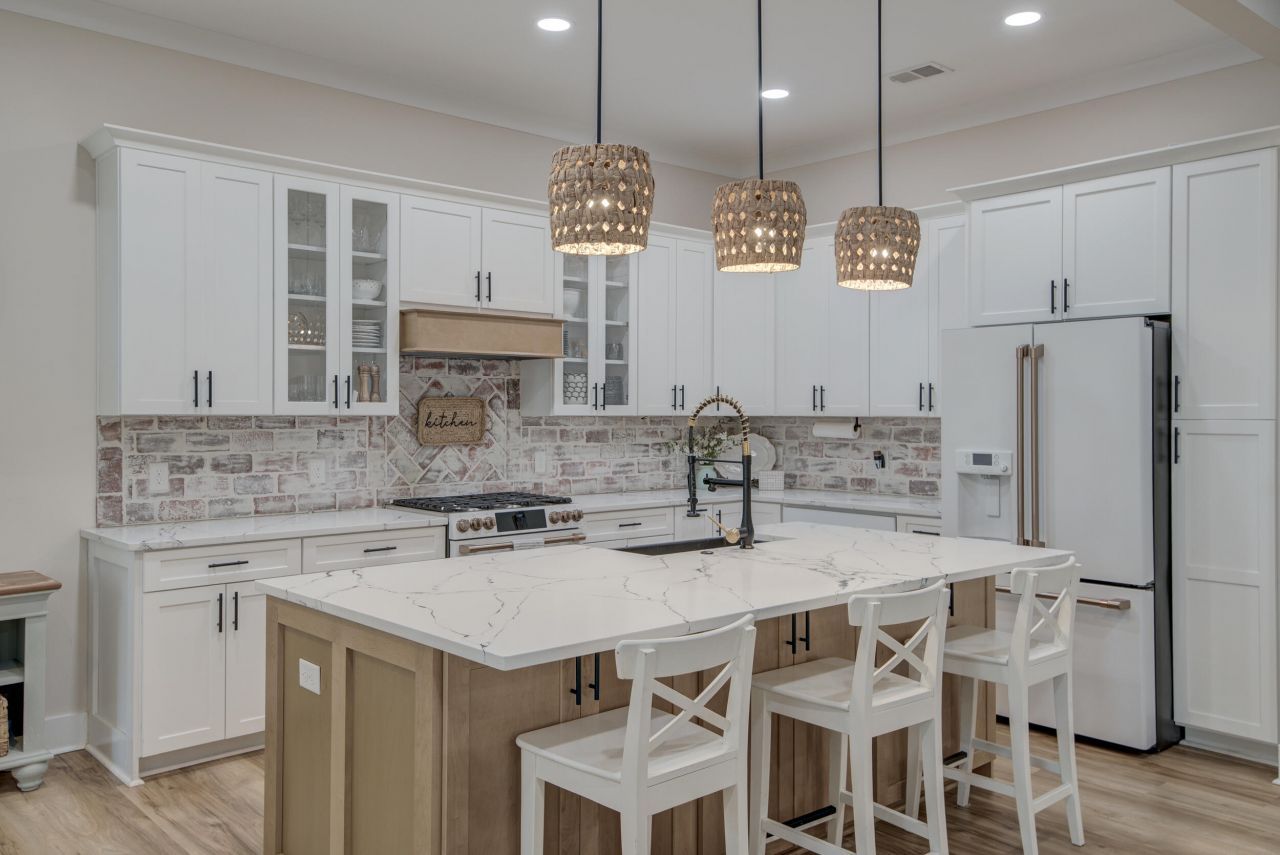 4858 Marshwood Drive Photo 10