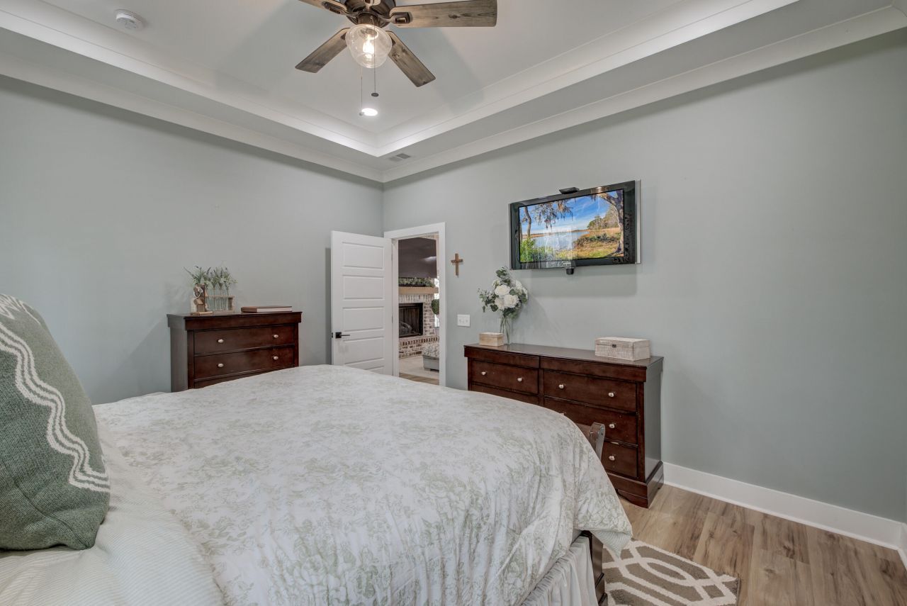 4858 Marshwood Drive Photo 25