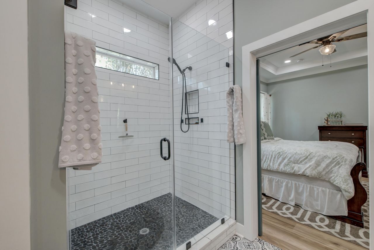 4858 Marshwood Drive Photo 27