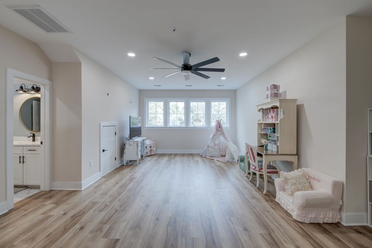 4858 Marshwood Drive Photo 34