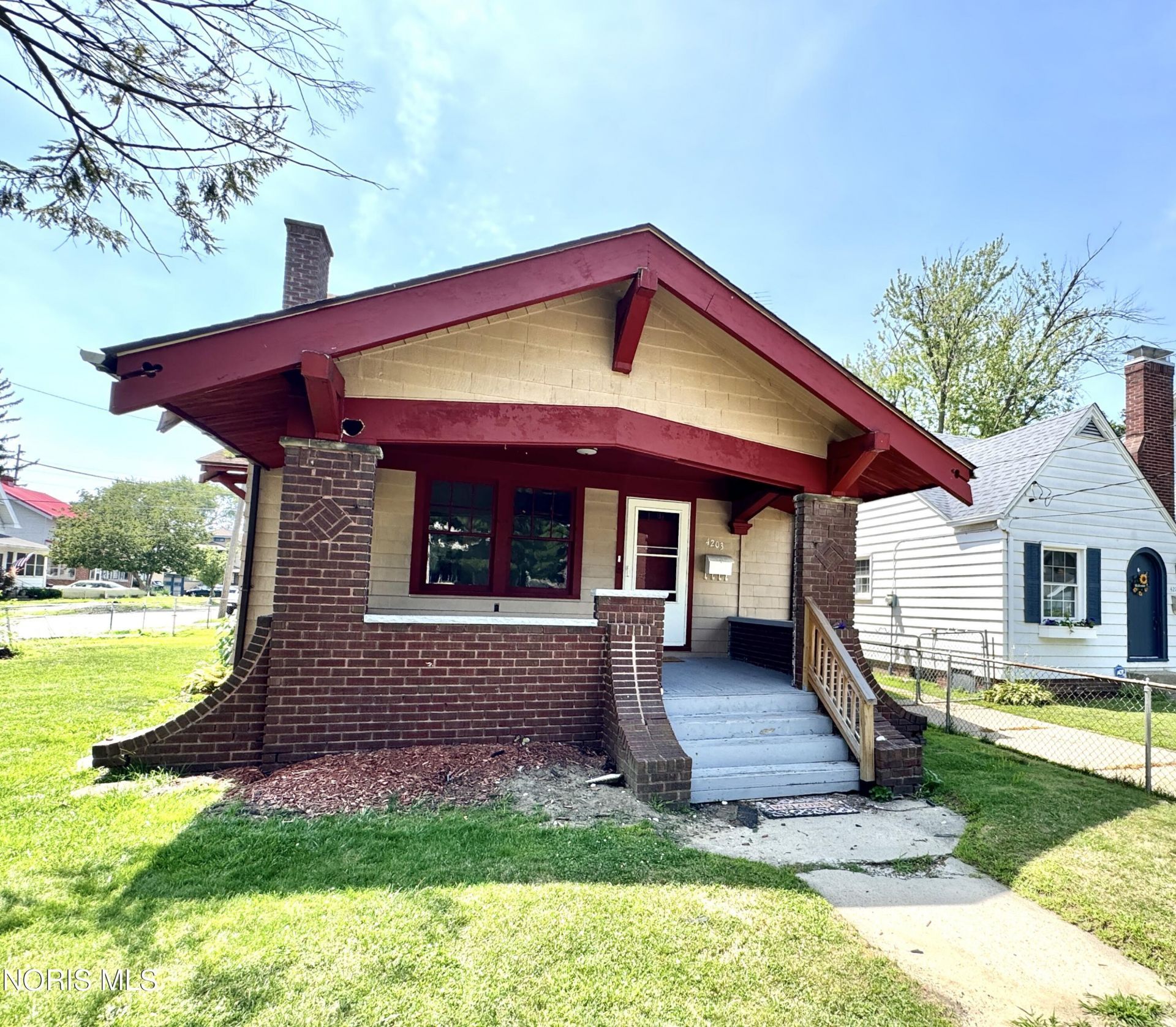 4203 Berwick Avenue, Toledo, OH 43612 Main Photo