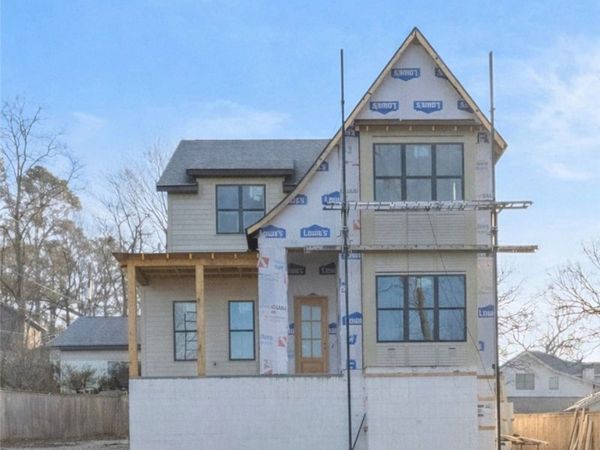 720 N Gregg Avenue, Fayetteville, AR 72701