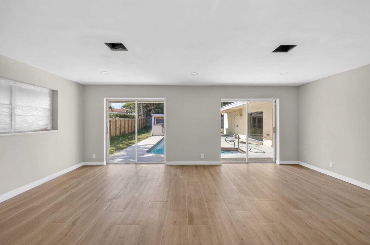 4347 NW 2nd Court, Boca Raton, FL 33431 Photo