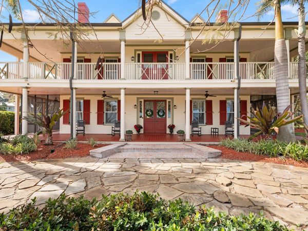 2515 N Indian River Drive, Fort Pierce, FL 34946