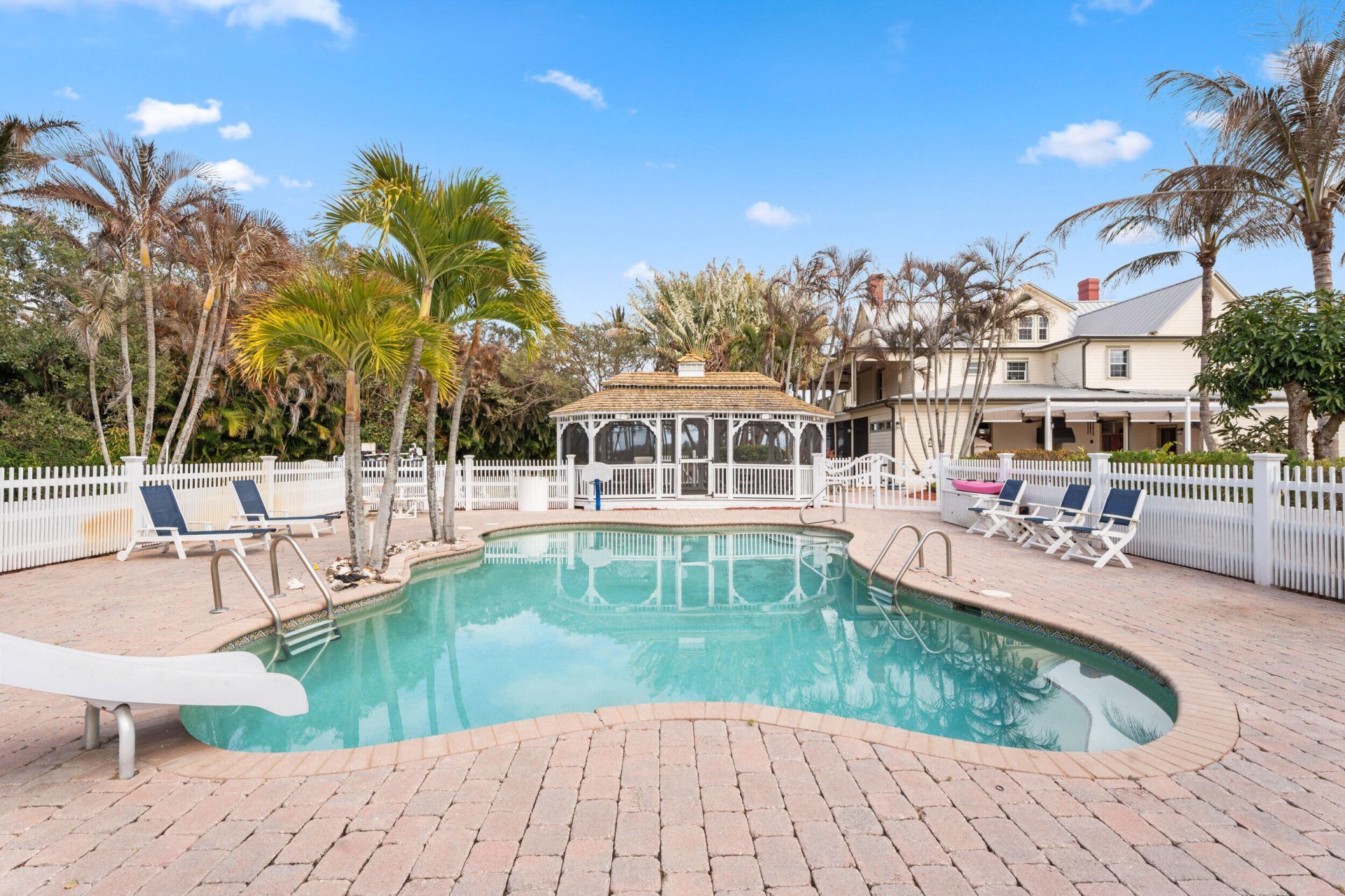 2515 N Indian River Drive, Fort Pierce, FL 34946 Photo