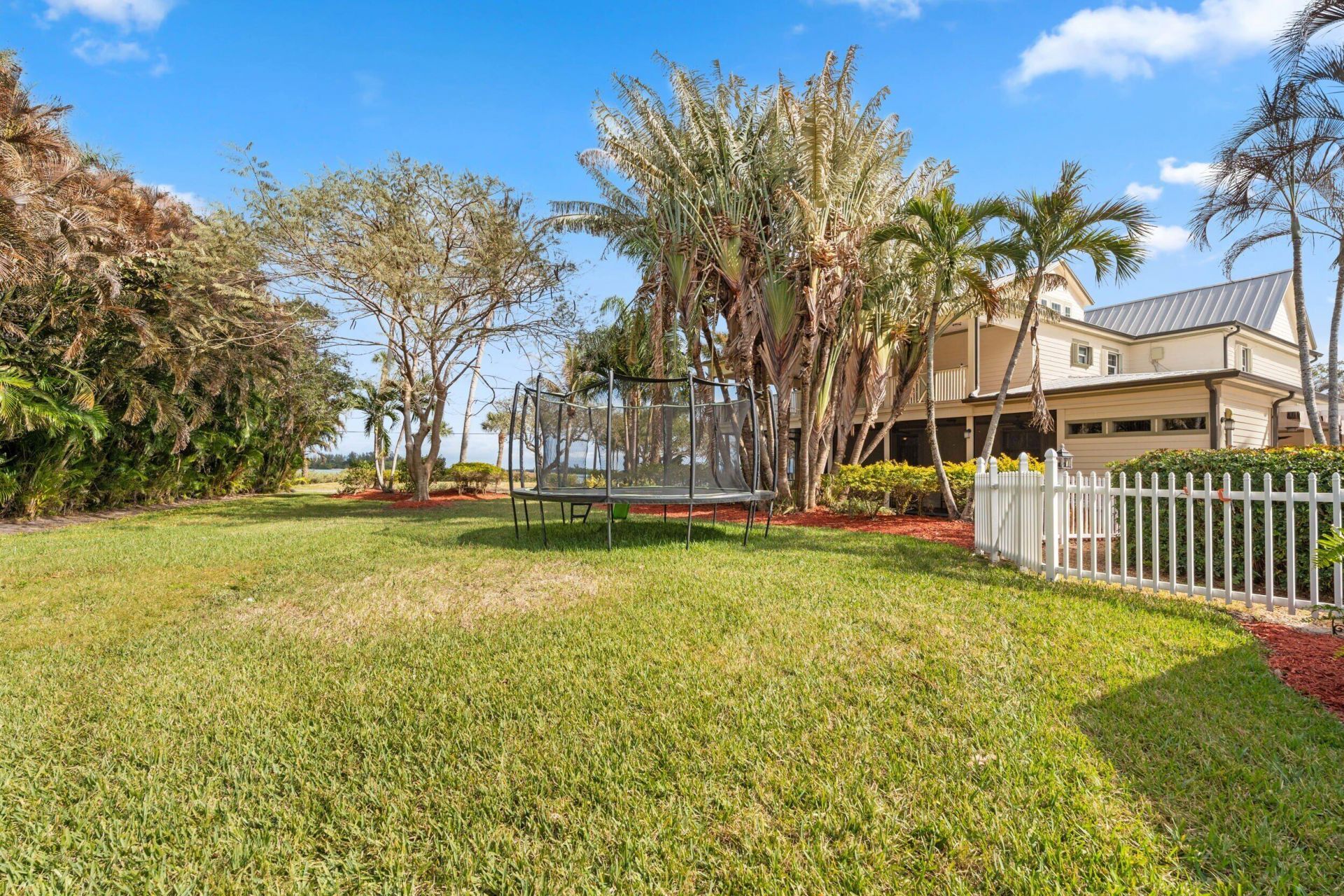 2515 N Indian River Drive, Fort Pierce, FL 34946 Photo