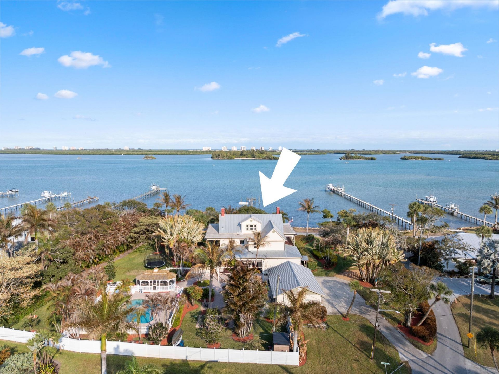 2515 N Indian River Drive, Fort Pierce, FL 34946 Photo