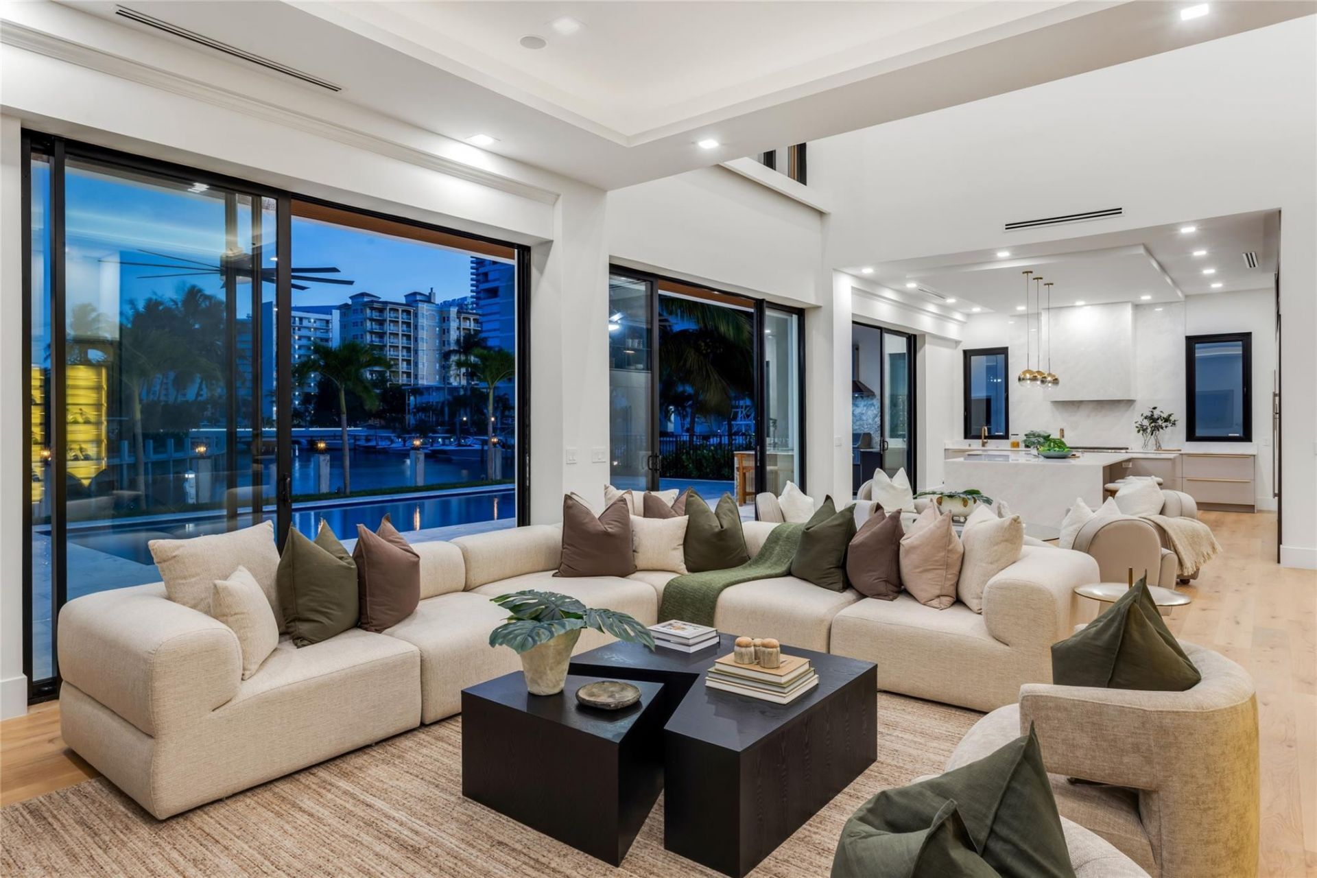 2 Sunset Lane, Lauderdale by the Sea, FL 33062 Photo