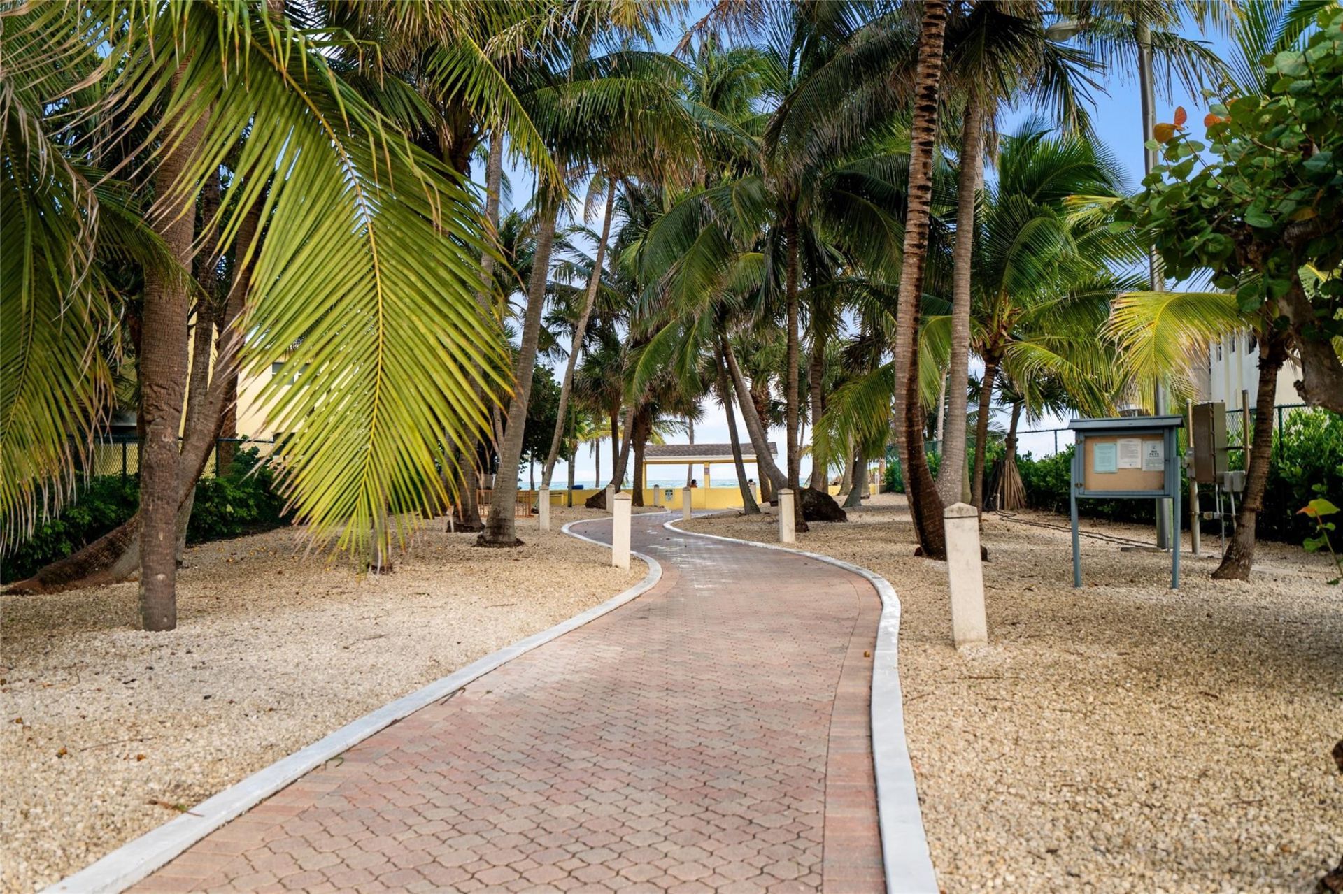 2 Sunset Lane, Lauderdale by the Sea, FL 33062 Photo