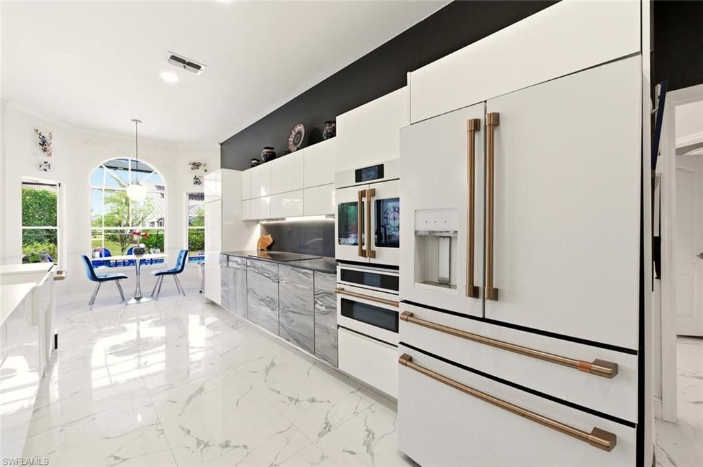 209 Countryside Dr, Naples, FL 34104 Photo