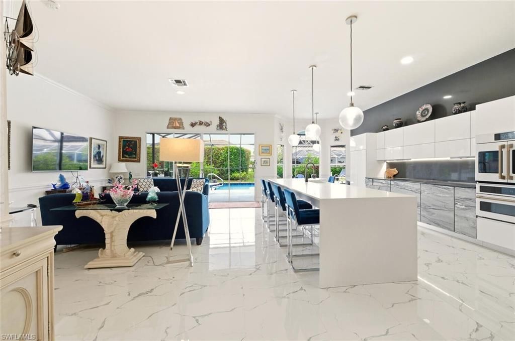 209 Countryside Dr, Naples, FL 34104 Photo