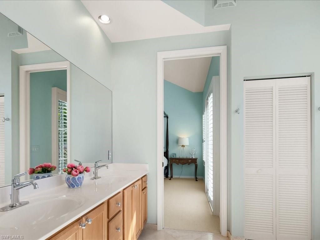 425 2nd Ave S, Unit A1, Naples, FL 34102 Photo