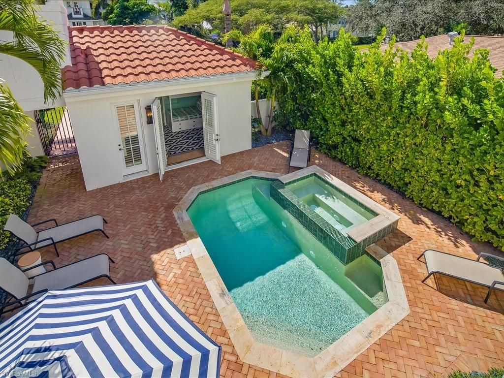 425 2nd Ave S, Unit A1, Naples, FL 34102 Photo