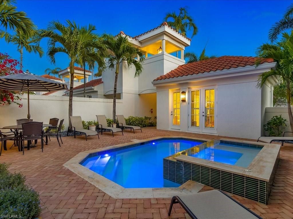 425 2nd Ave S, Unit A1, Naples, FL 34102 Photo