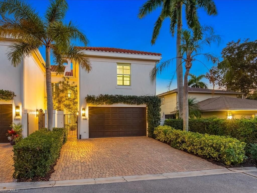 425 2nd Ave S, Unit A1, Naples, FL 34102 Photo