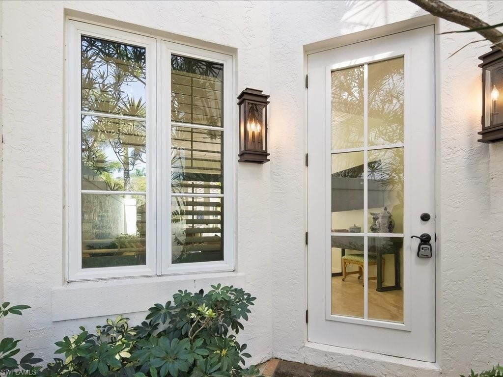 425 2nd Ave S, Unit A1, Naples, FL 34102 Photo