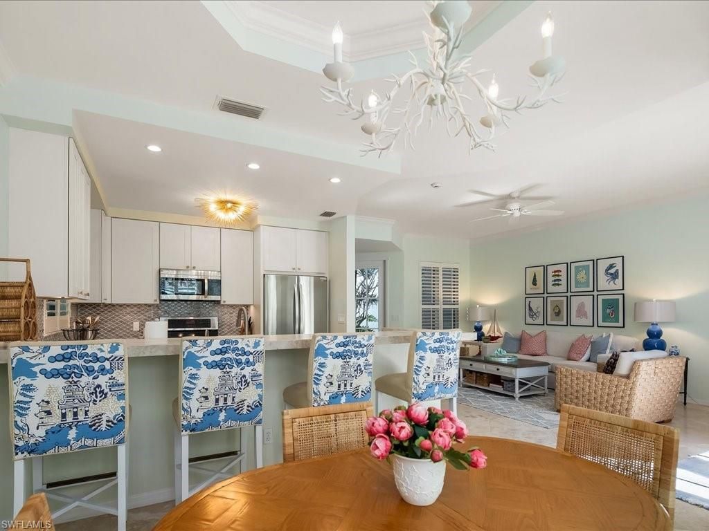 425 2nd Ave S, Unit A1, Naples, FL 34102 Photo