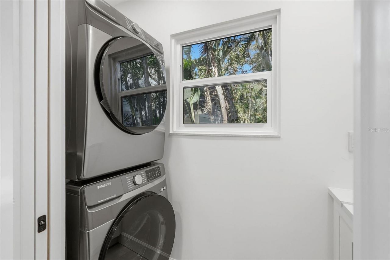 2430 14th Street N, Saint Petersburg, FL 33704 Photo